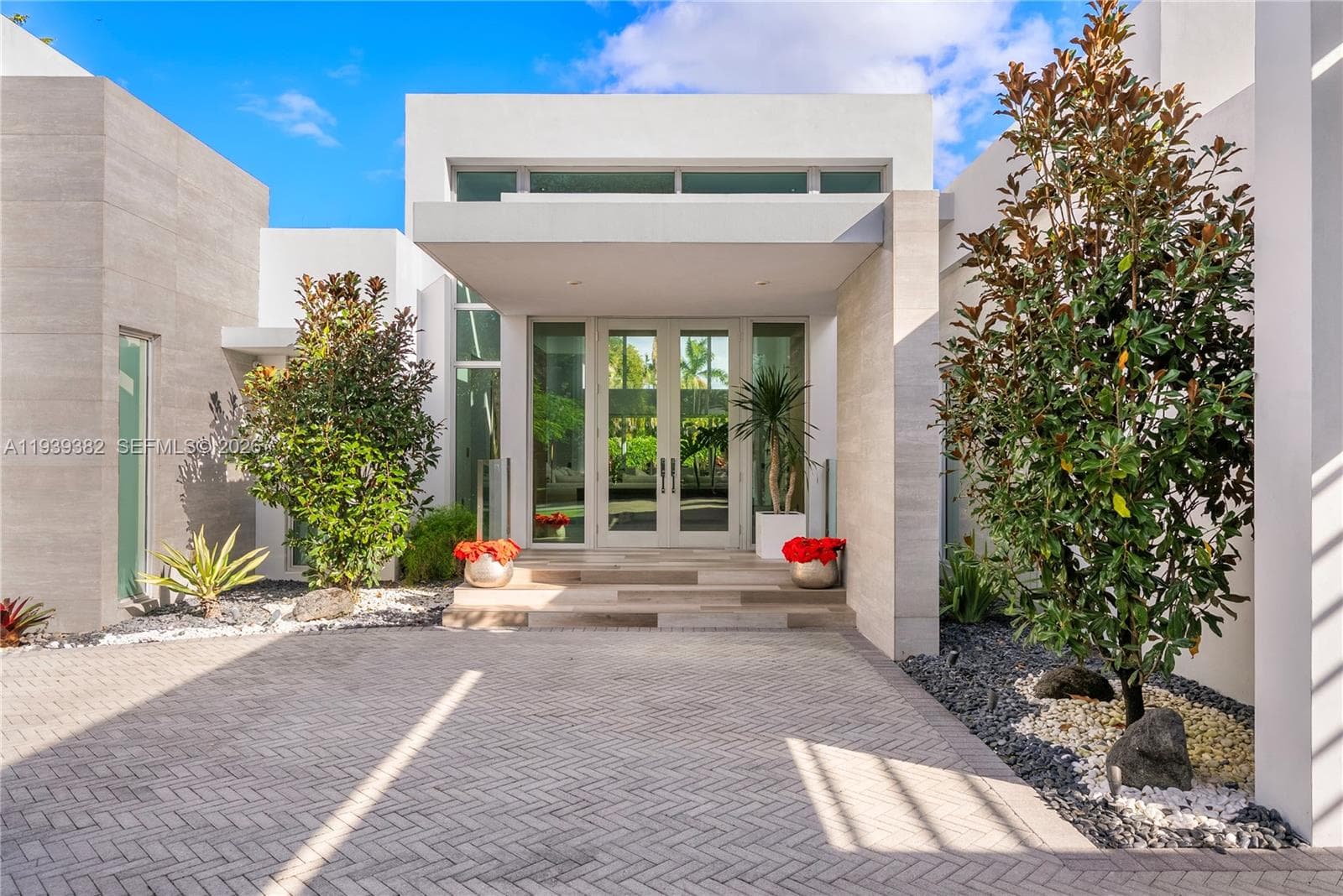 7218 SW 102nd St, Pinecrest FL 33156 — 4