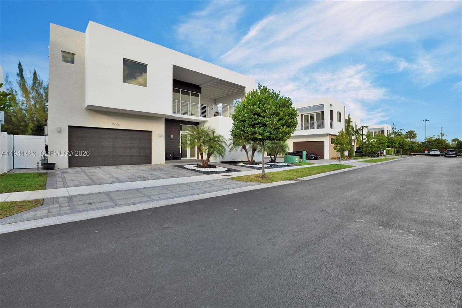 10055 NW 77th St, Doral FL 33178 — 52