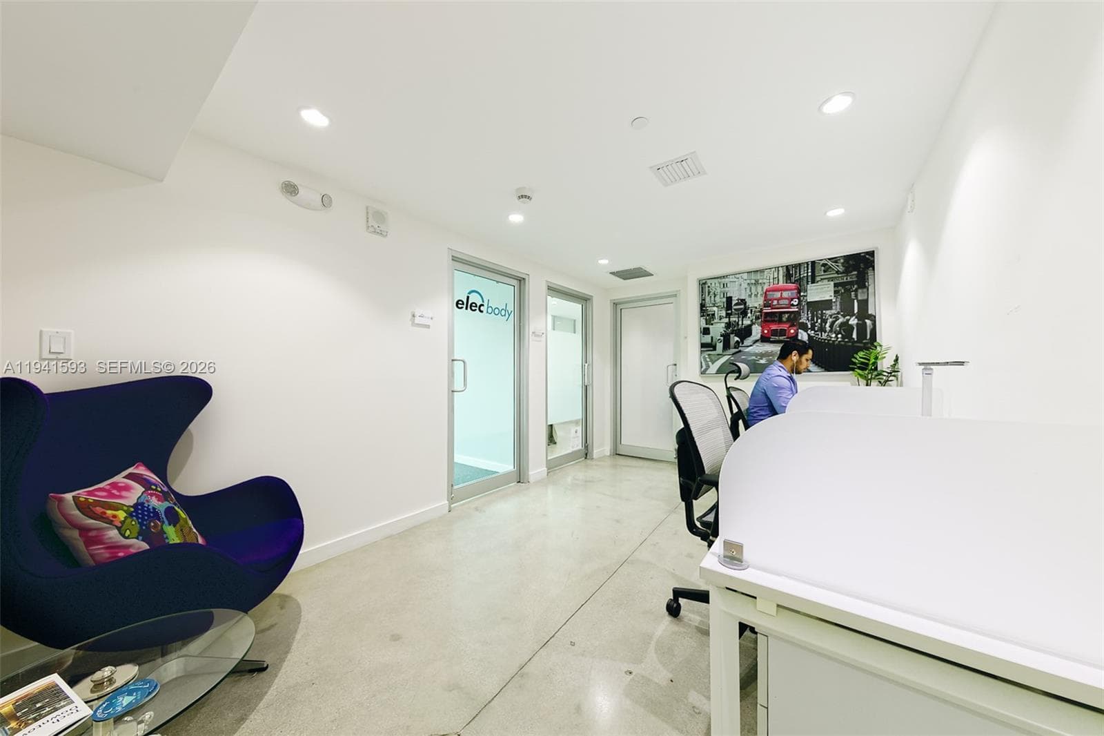 350 S Miami Ave, Miami FL 33130 — 2