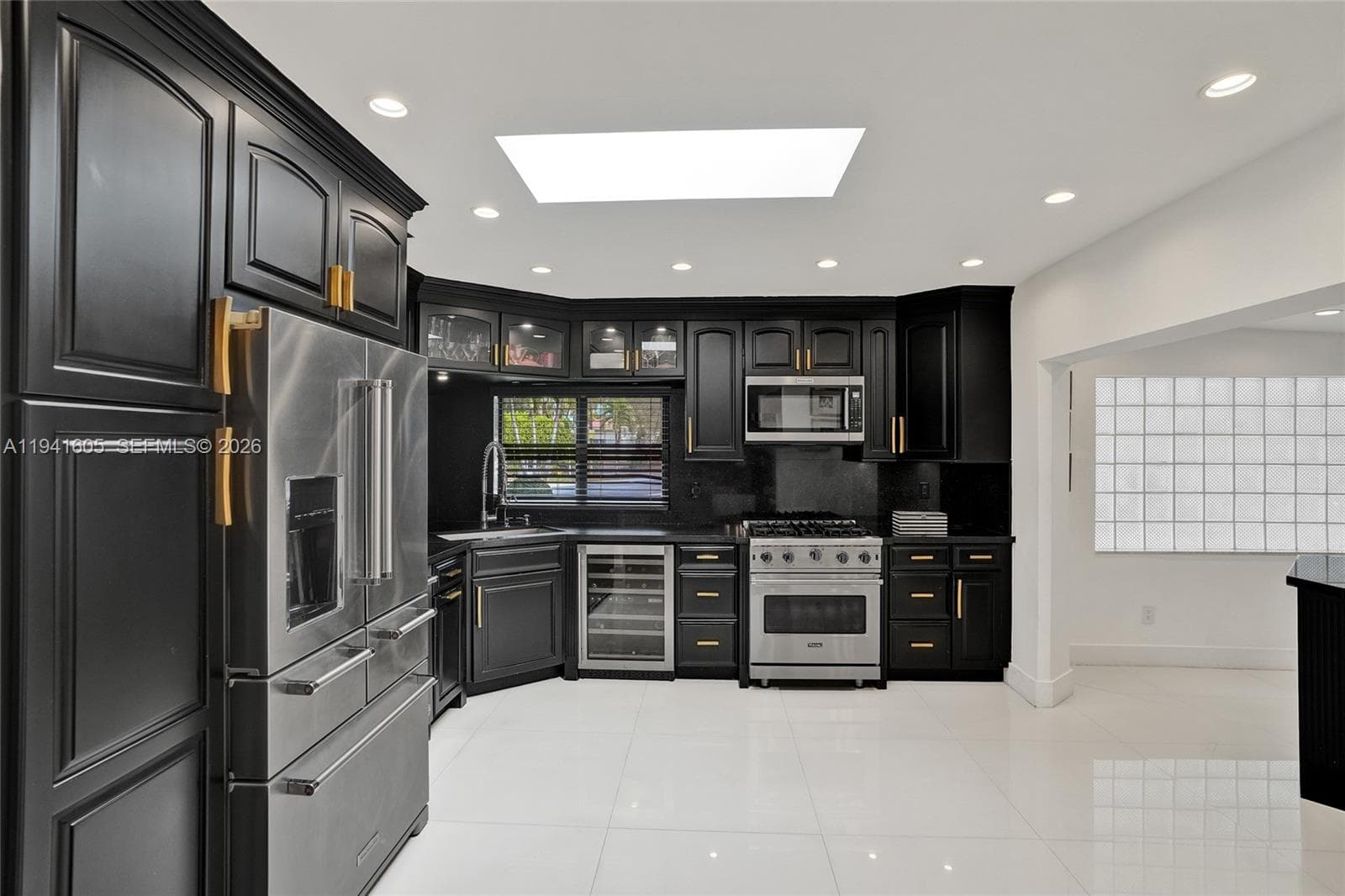 19130 NE 21st Ave, North Miami Beach FL 33179 — 46