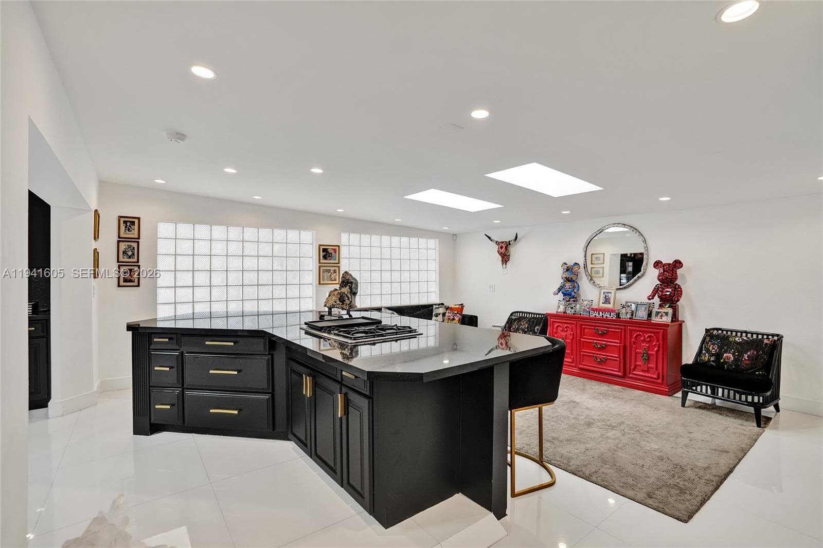 19130 NE 21st Ave, North Miami Beach FL 33179 — 16