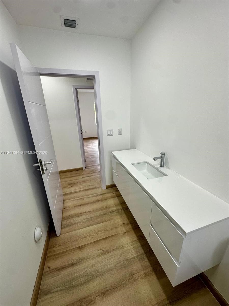 722 NW 6 CT, Florida City FL 33034 — 17