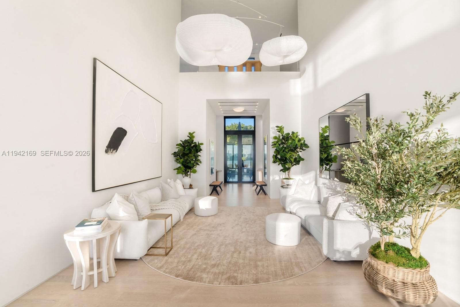 33 E Dilido Dr, Miami Beach FL 33139 — 17