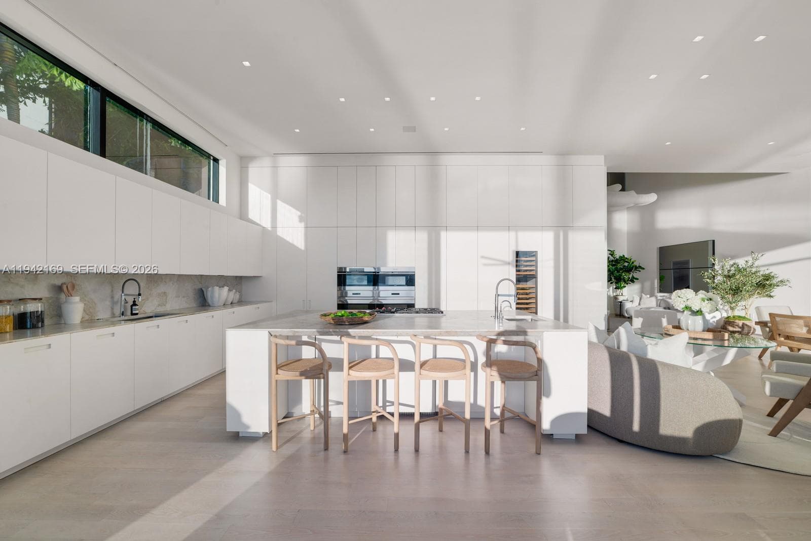 33 E Dilido Dr, Miami Beach FL 33139 — 10