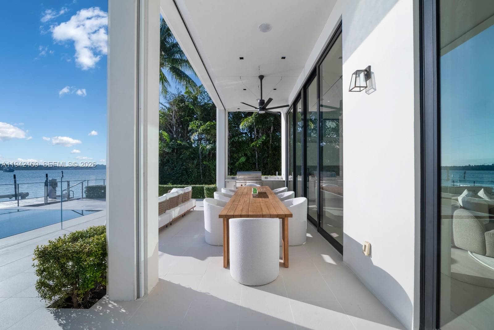 33 E Dilido Dr, Miami Beach FL 33139 — 45