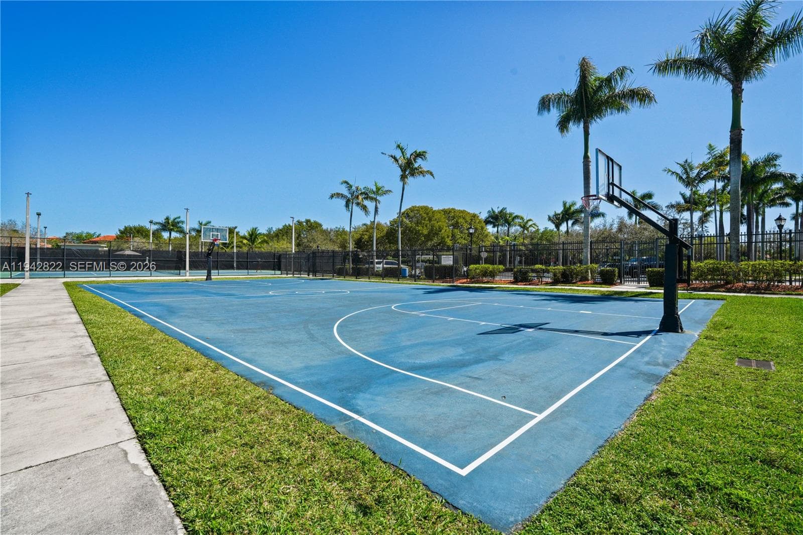 7976 SW 195th St, Cutler Bay FL 33157 — 83
