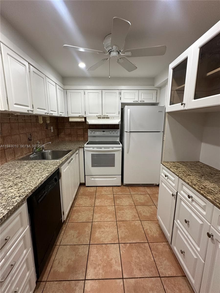 16901 NE 13th Ave # 103, Miami FL 33162 — 1