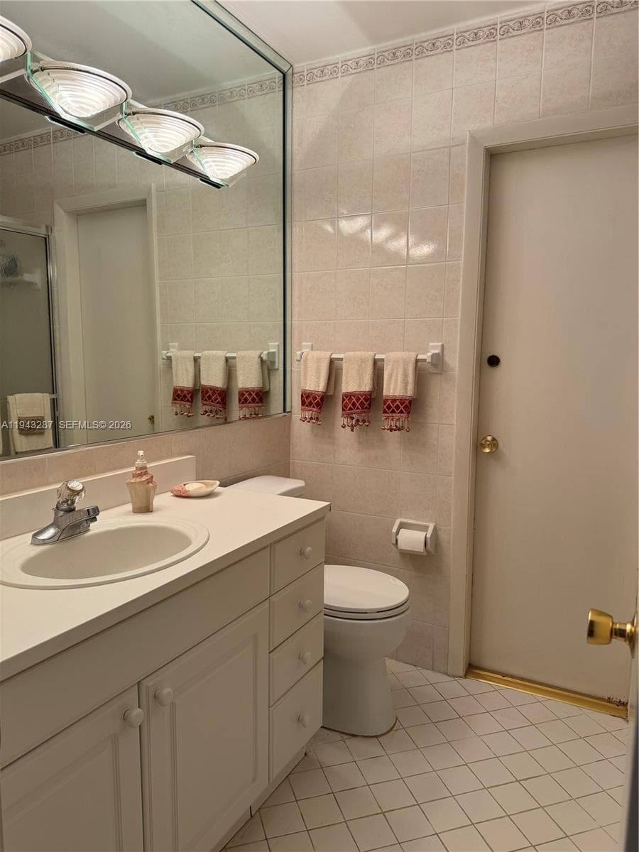 3440 NE 170th St, North Miami Beach FL 33160 — 13