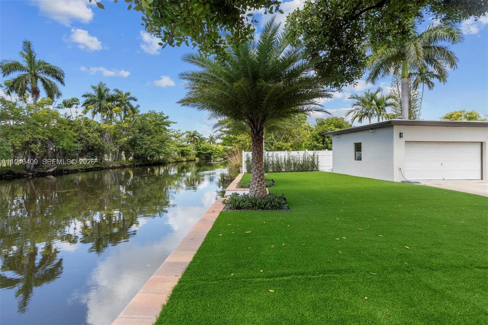 260 NW 86th St, El Portal FL 33150 — 2