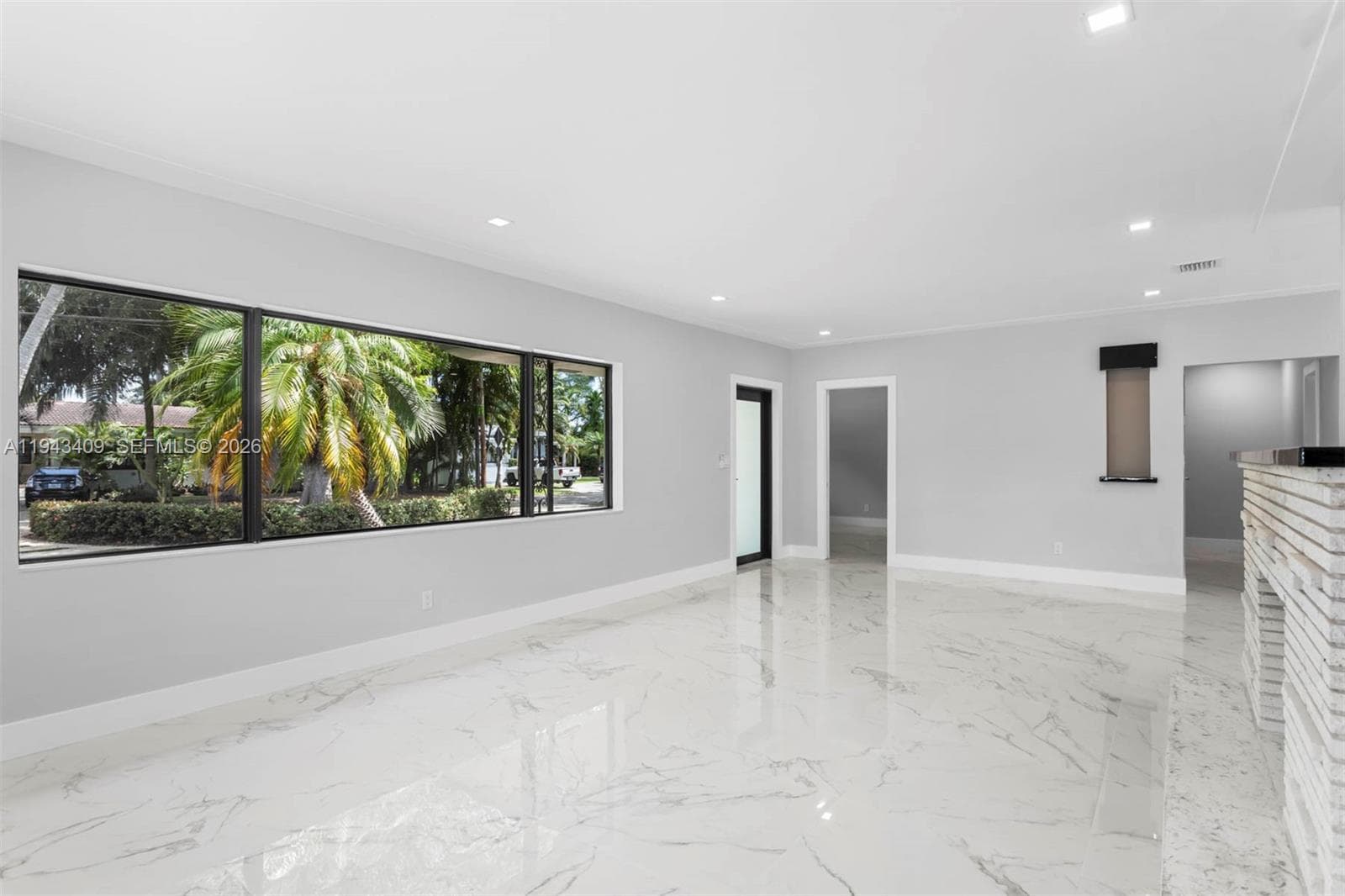 260 NW 86th St, El Portal FL 33150 — 13