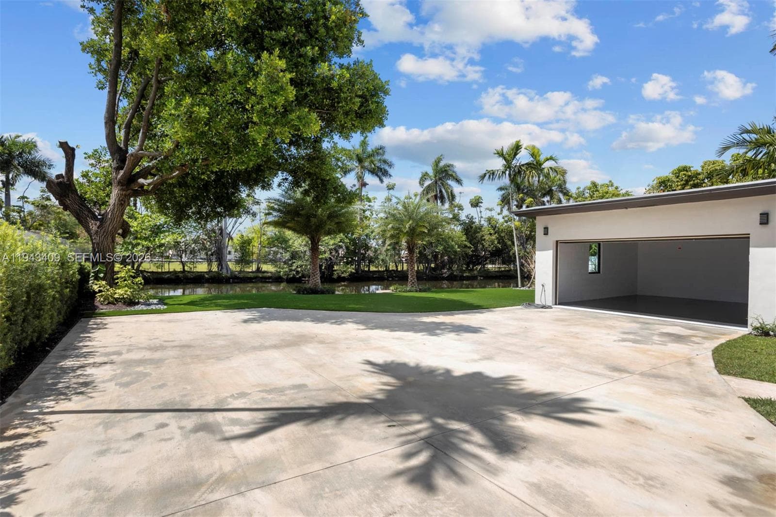 260 NW 86th St, El Portal FL 33150 — 36