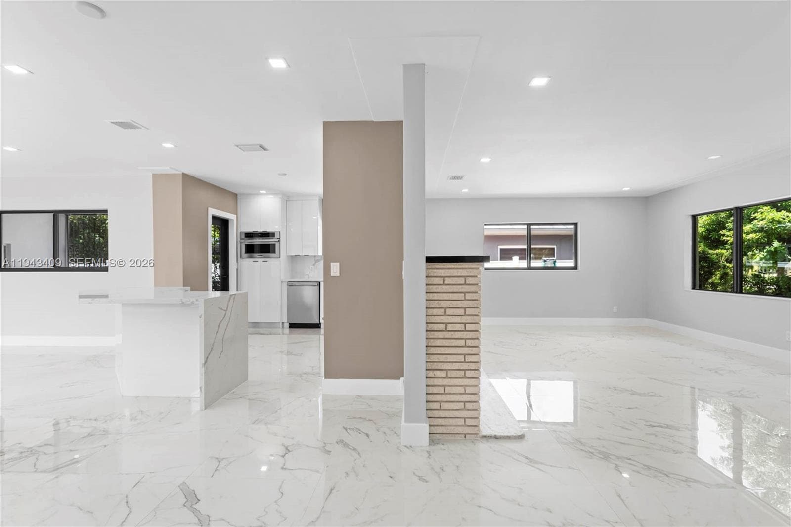 260 NW 86th St, El Portal FL 33150 — 18