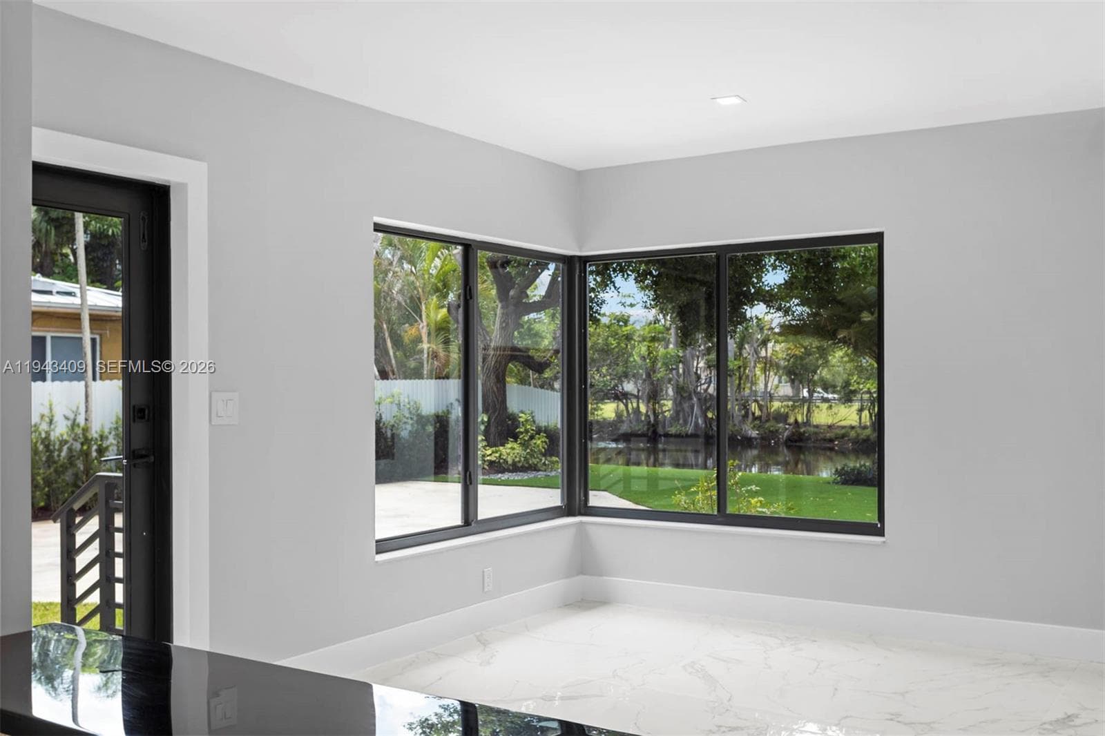 260 NW 86th St, El Portal FL 33150 — 8