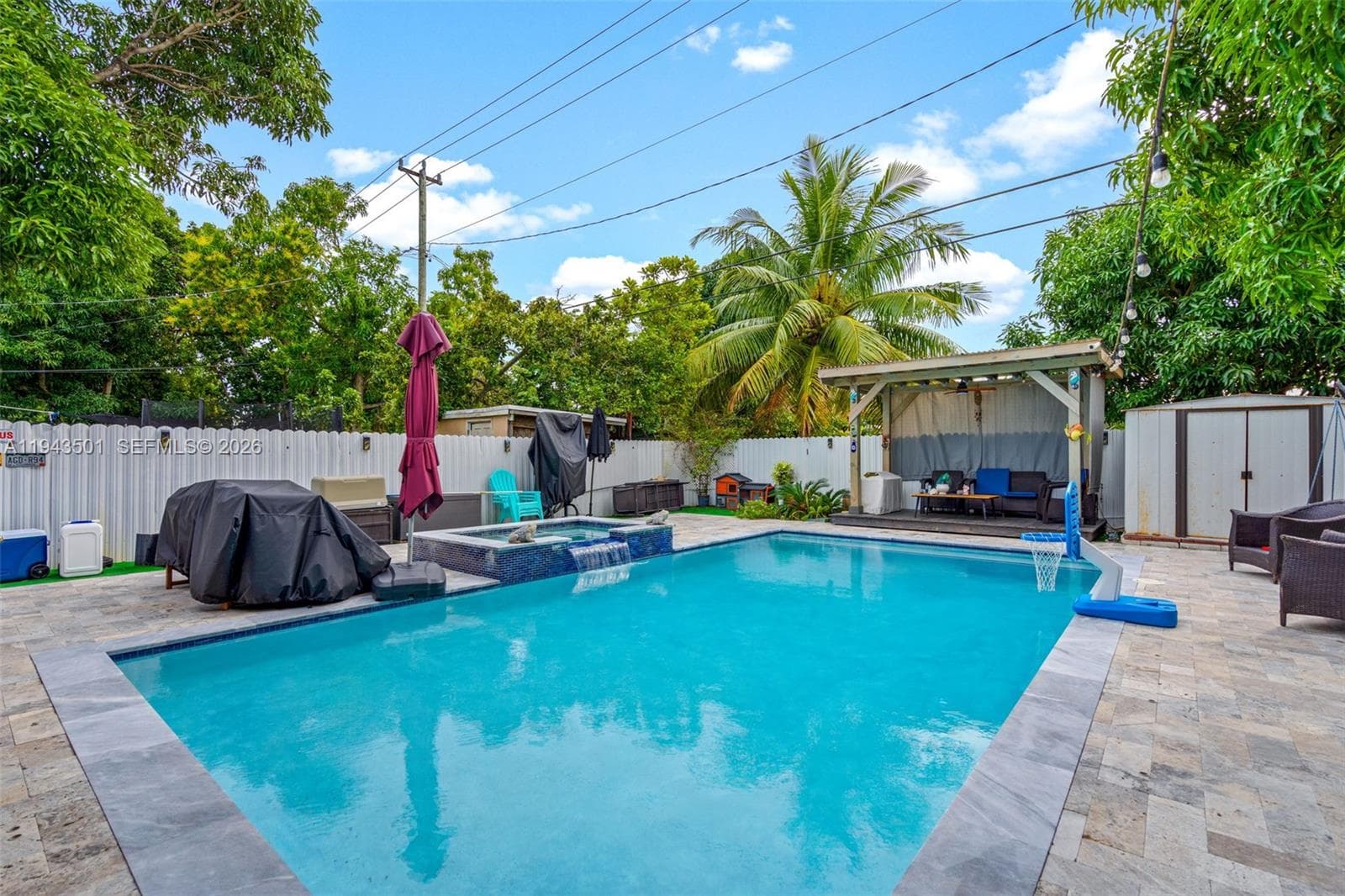 864 E 29th St, Hialeah FL 33013 — 10