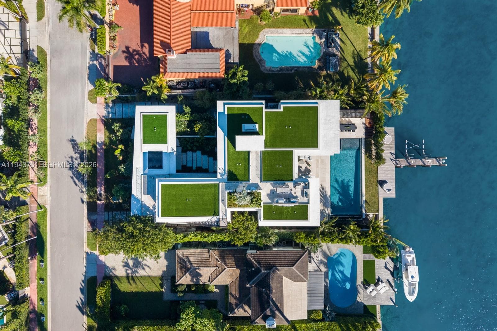 217 E Rivo Alto Dr, Miami Beach FL 33139 — 66