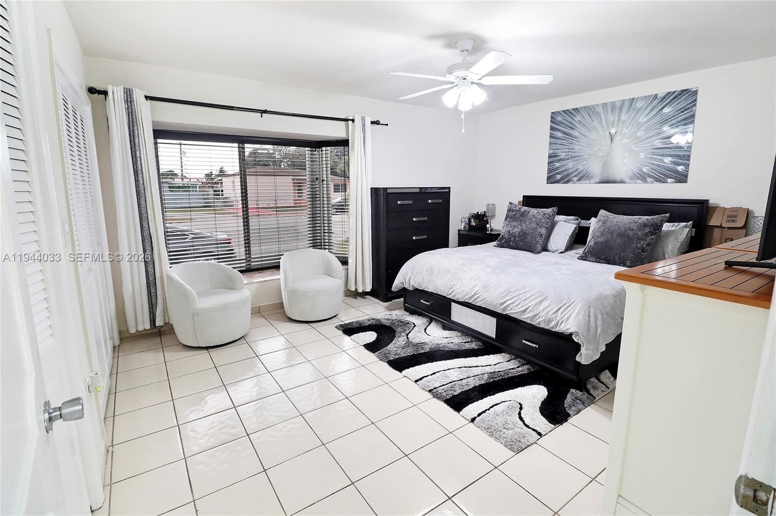 591 SE 5th St, Hialeah FL 33010 — 24