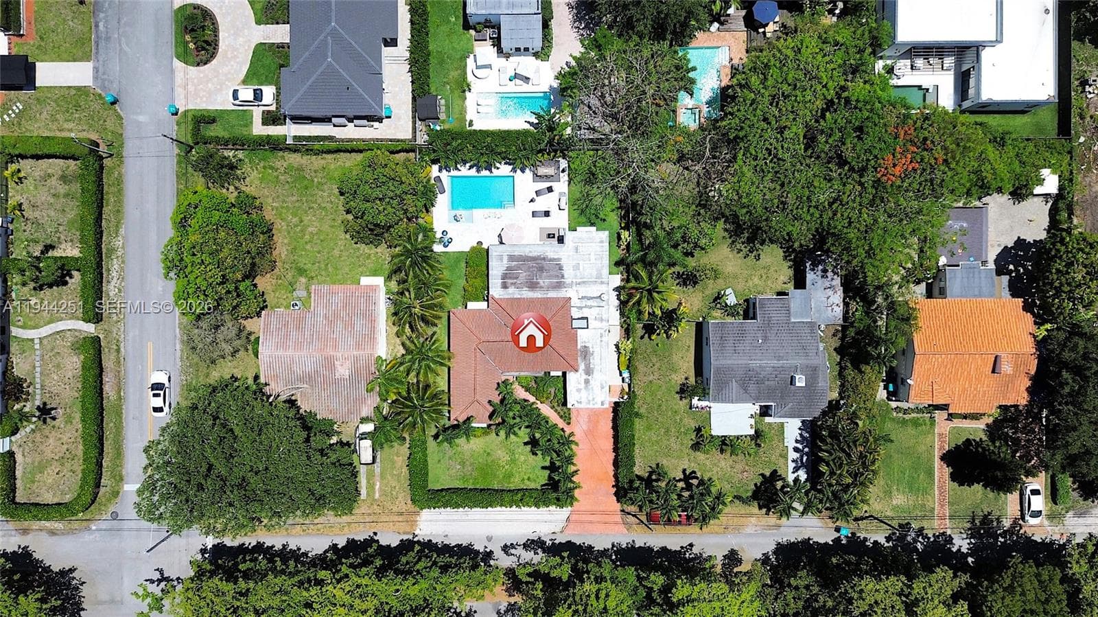 660 NE 121st St, Biscayne Park FL 33161 — 52