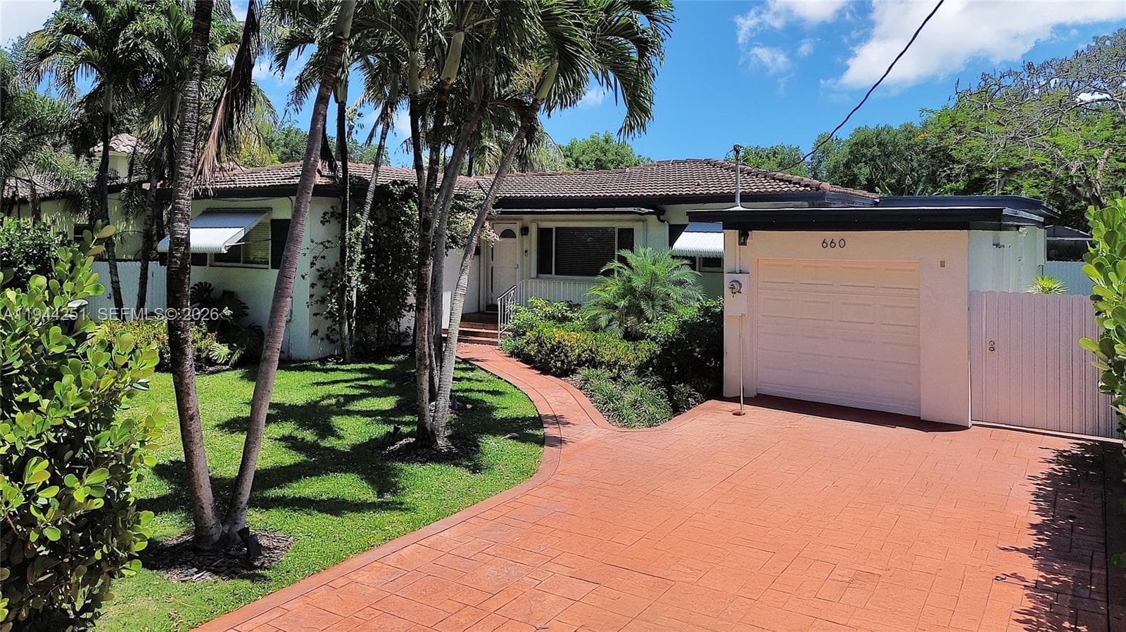 660 NE 121st St, Biscayne Park FL 33161 — 56