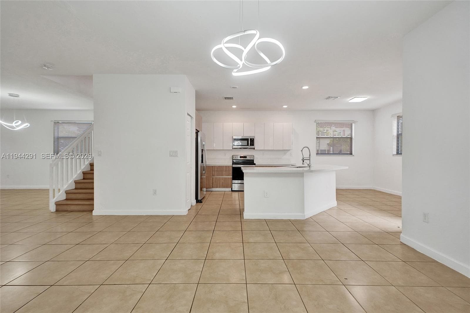 3504 W 94th St, Hialeah FL 33018 — 13