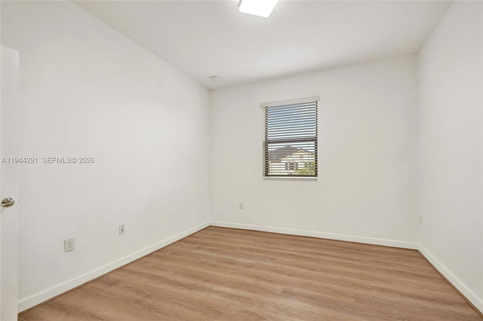 3504 W 94th St, Hialeah FL 33018 — 54