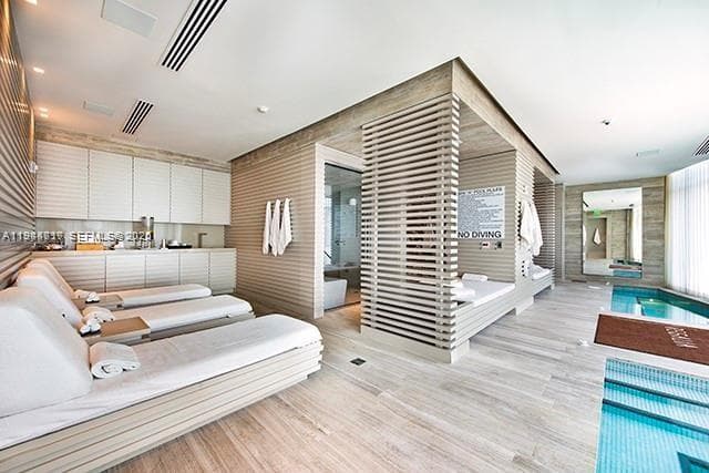 19575 Collins Ave # 12, Sunny Isles Beach FL 33160 — 83