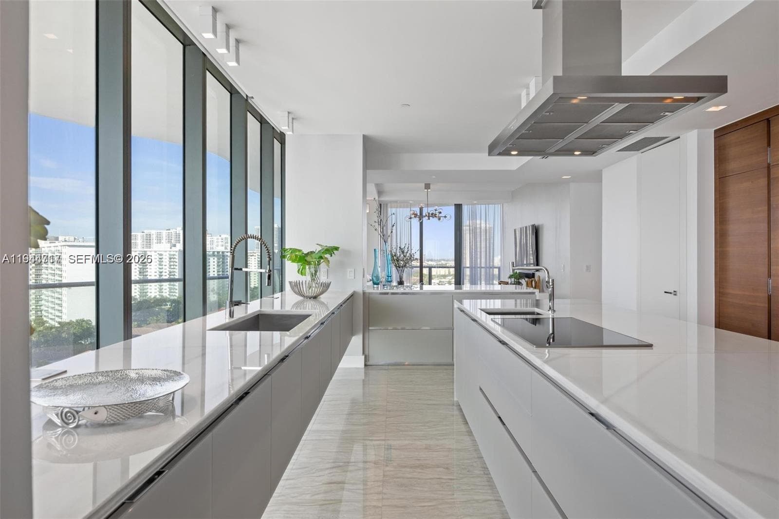 19575 Collins Ave # 12, Sunny Isles Beach FL 33160 — 21