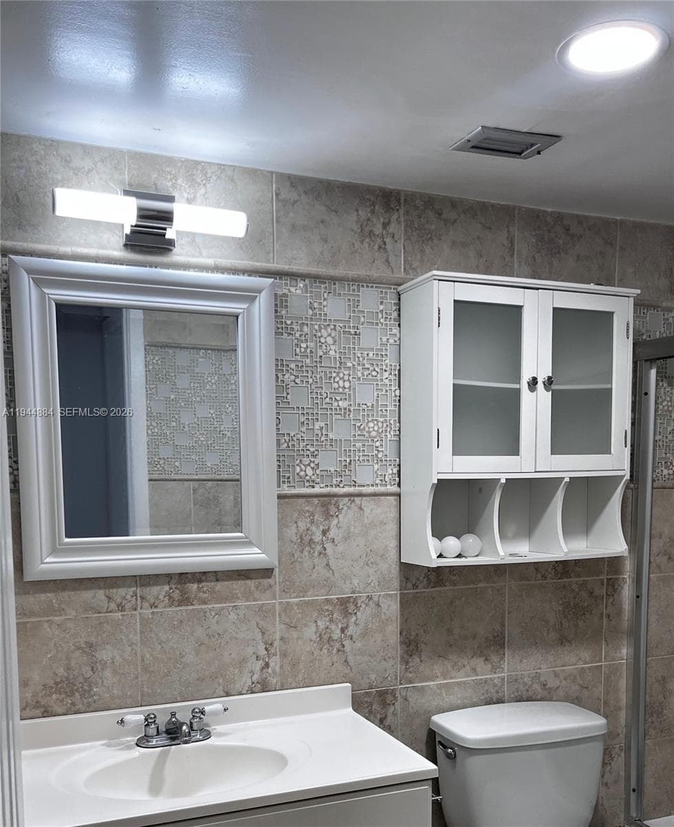 12590 NE 16th Ave # 605, North Miami FL 33161 — 8