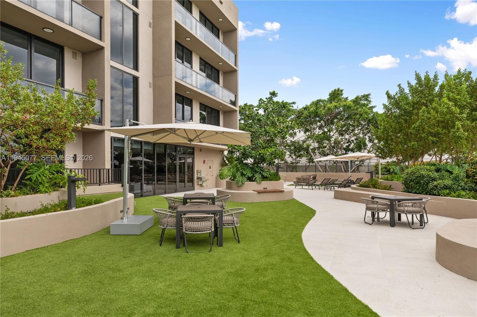 3034 Oak Avenue, Coconut Grove FL 33133 — 12