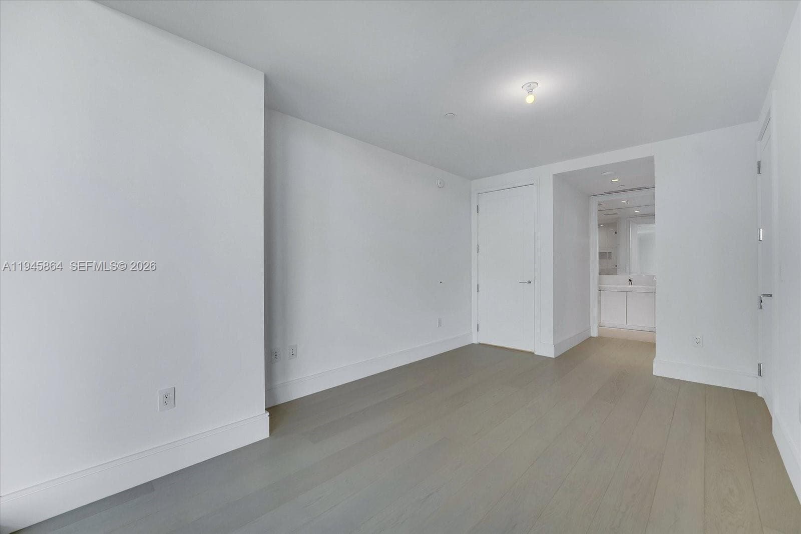 17975 Collins Ave # N1801, Sunny Isles Beach FL 33160 — 35