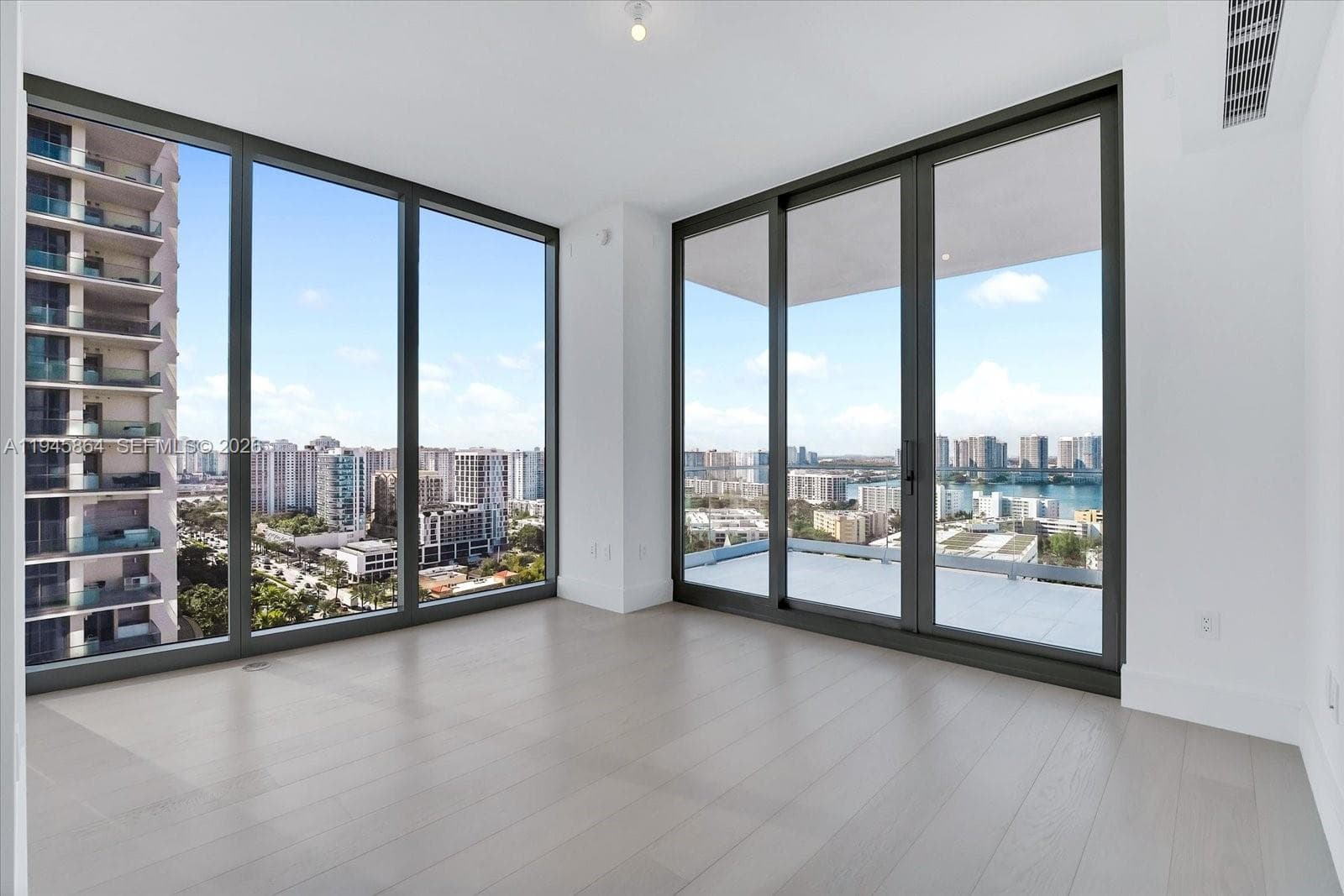 17975 Collins Ave # N1801, Sunny Isles Beach FL 33160 — 31
