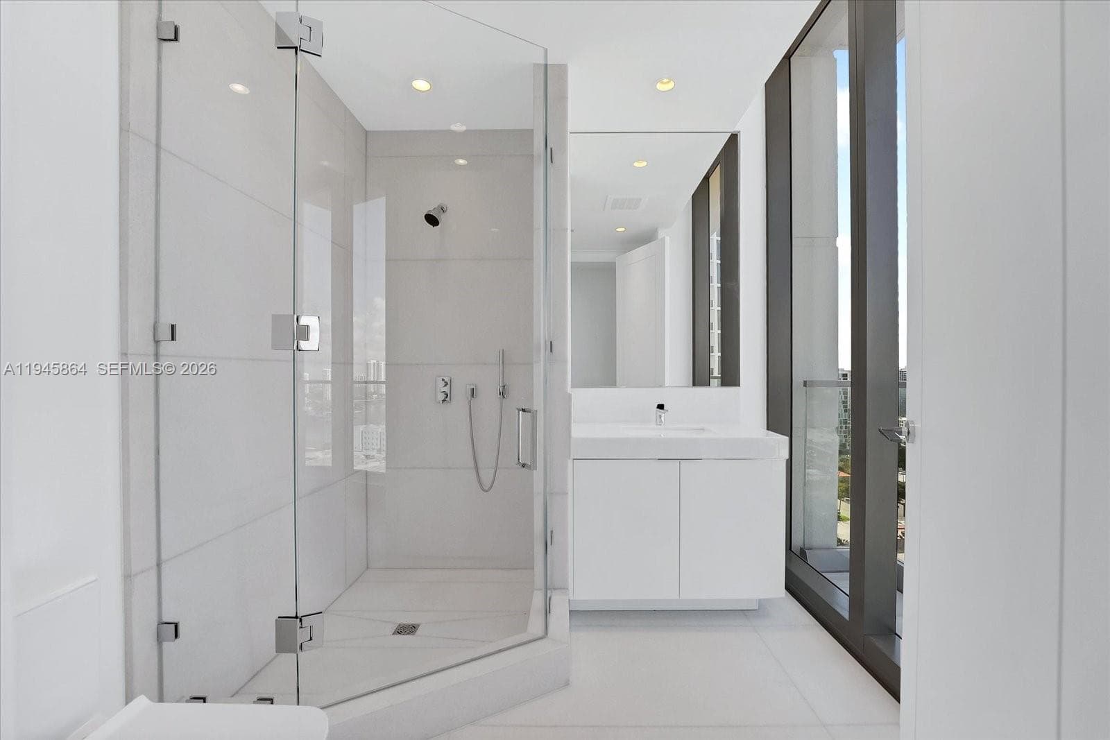 17975 Collins Ave # N1801, Sunny Isles Beach FL 33160 — 39
