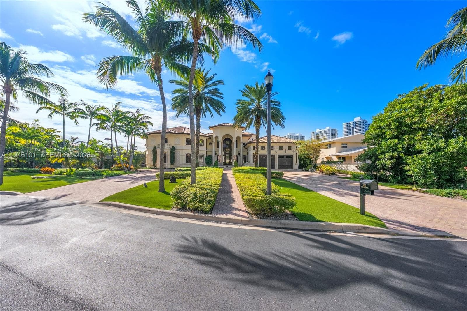680 Golden Beach Dr, Golden Beach FL 33160 — 2