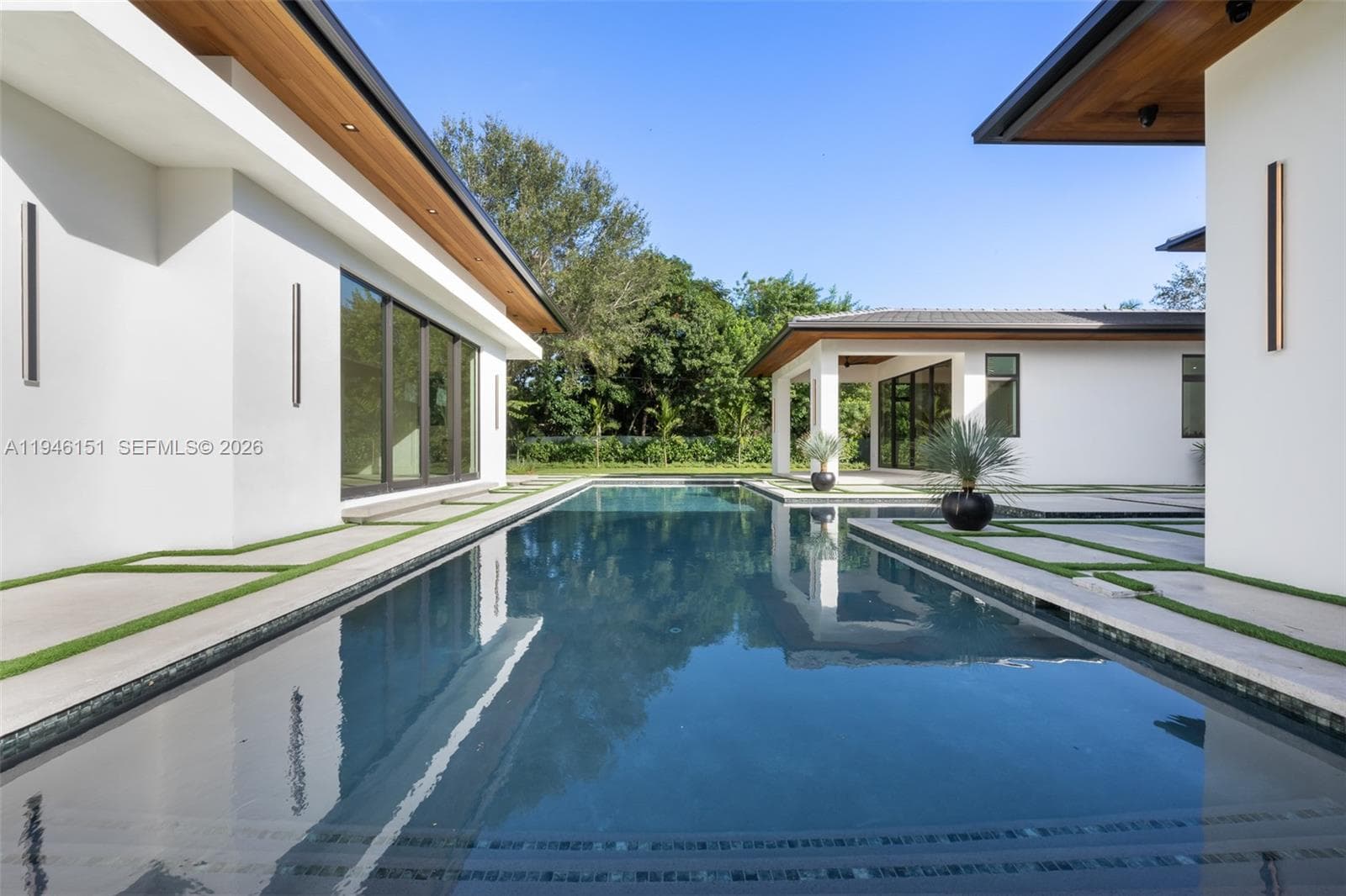 7725 SW 114th St, Pinecrest FL 33156 — 84