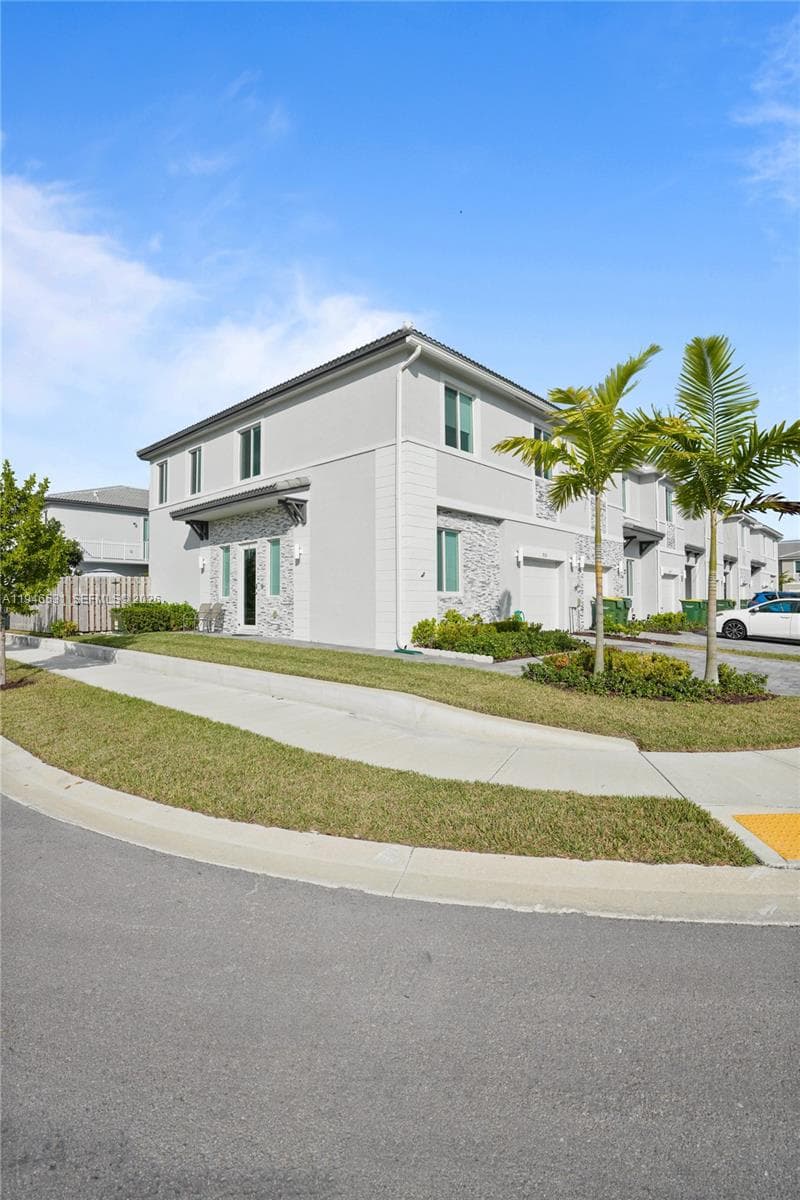 11919 SW 247 Ter, Homestead FL 33032 — 47