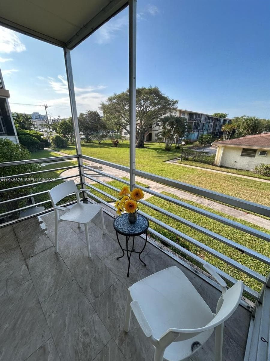 16900 NE 14th Ave # 209, Miami FL 33162 — 17