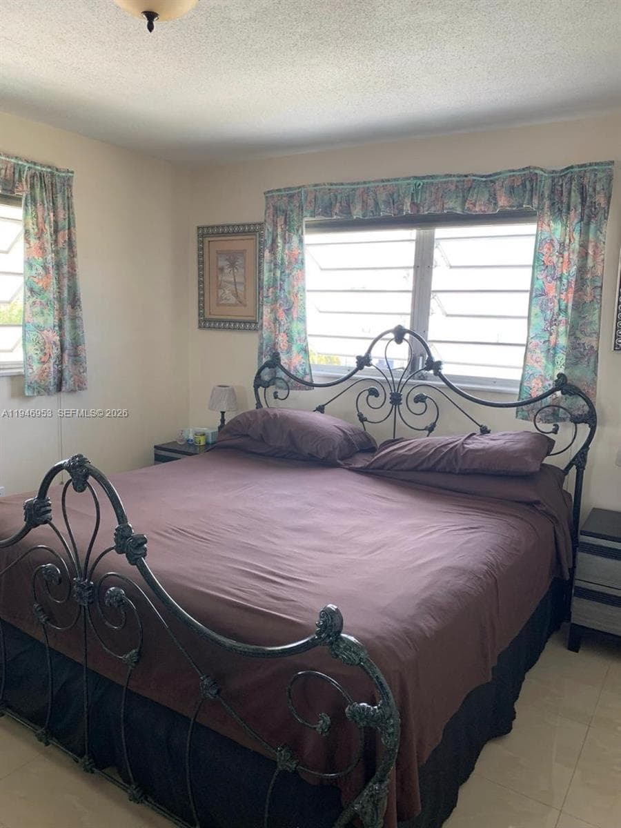 16801 NE 13th Ave # 301, Miami FL 33162 — 7