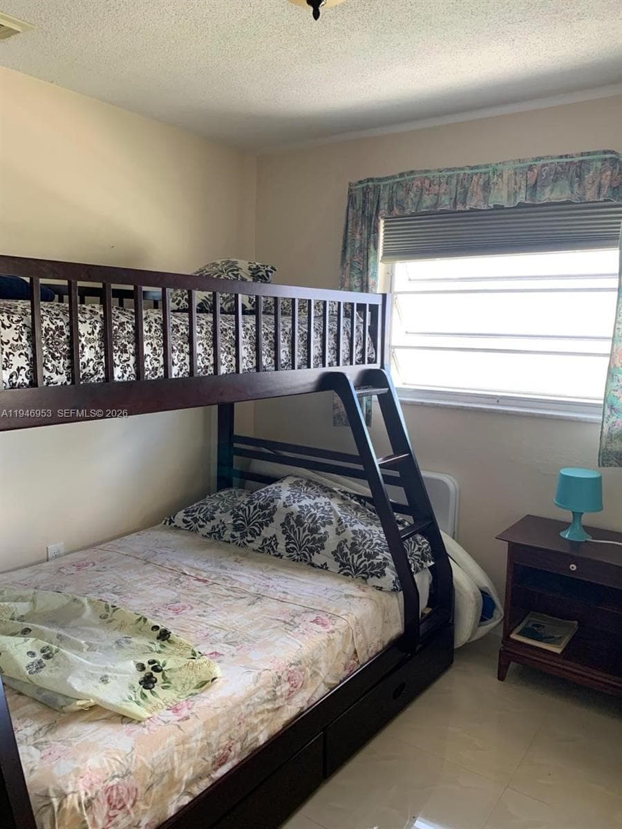 16801 NE 13th Ave # 301, Miami FL 33162 — 8