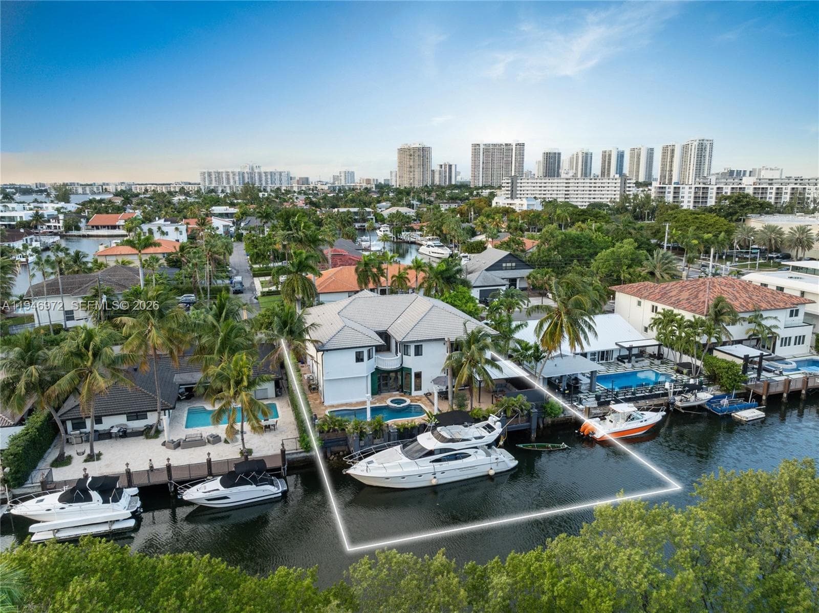 3400 NE 164th St, Sunny Isles Beach FL 33160 — 2
