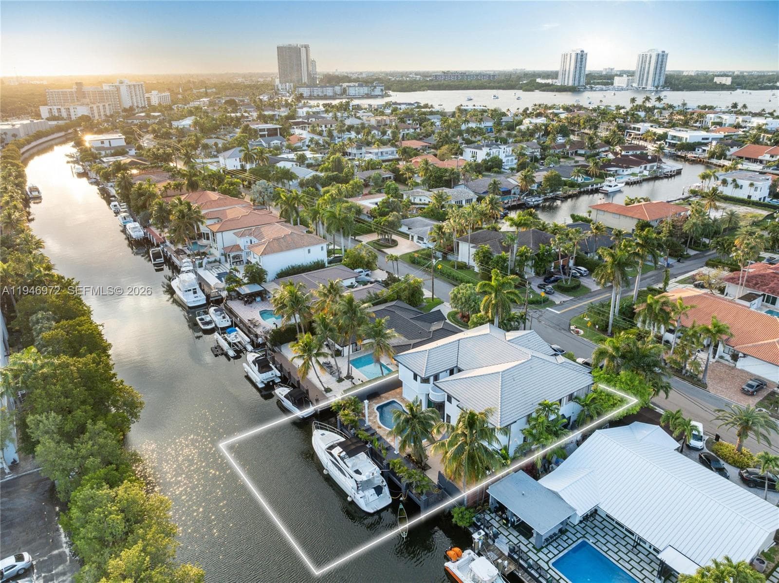 3400 NE 164th St, Sunny Isles Beach FL 33160 — 1