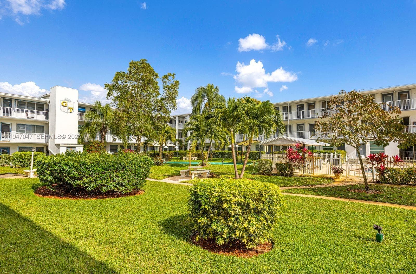 15610 NE 6th Ave # 7D, Miami FL 33162 — 21