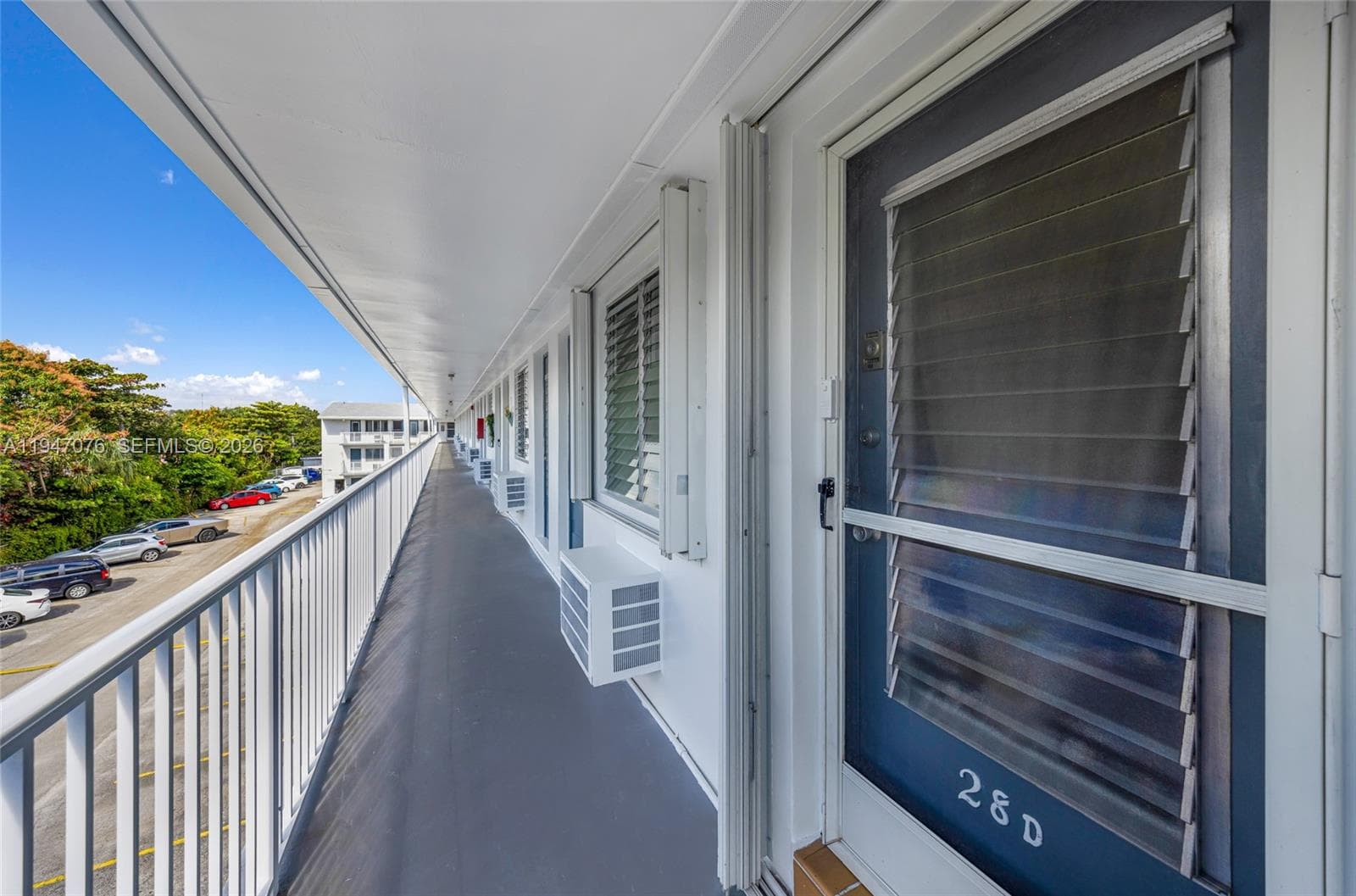 15600 NE 6th Ave # 28D, Miami FL 33162 — 16