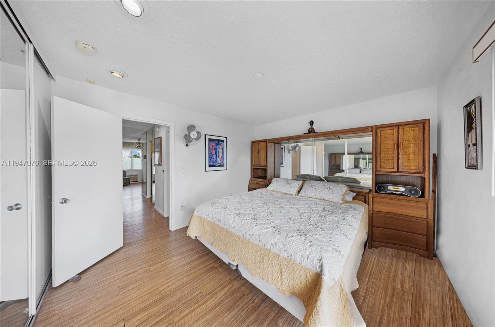 15600 NE 6th Ave # 28D, Miami FL 33162 — 12
