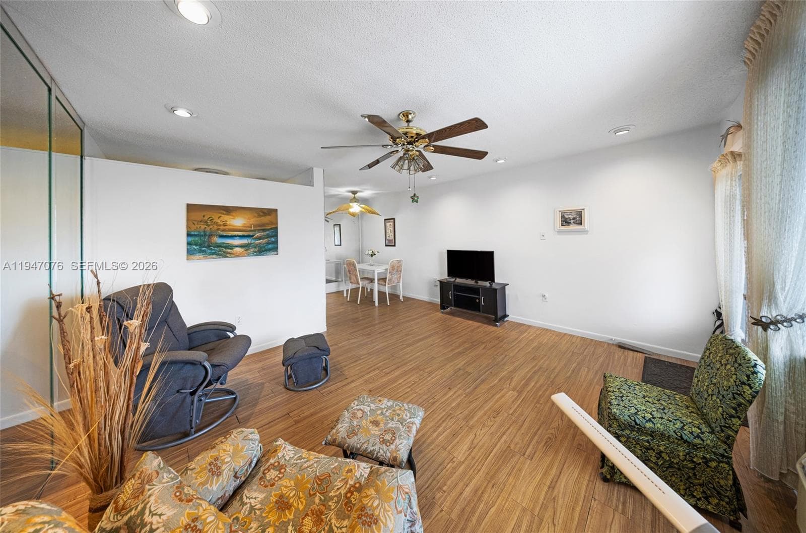 15600 NE 6th Ave # 28D, Miami FL 33162 — 3