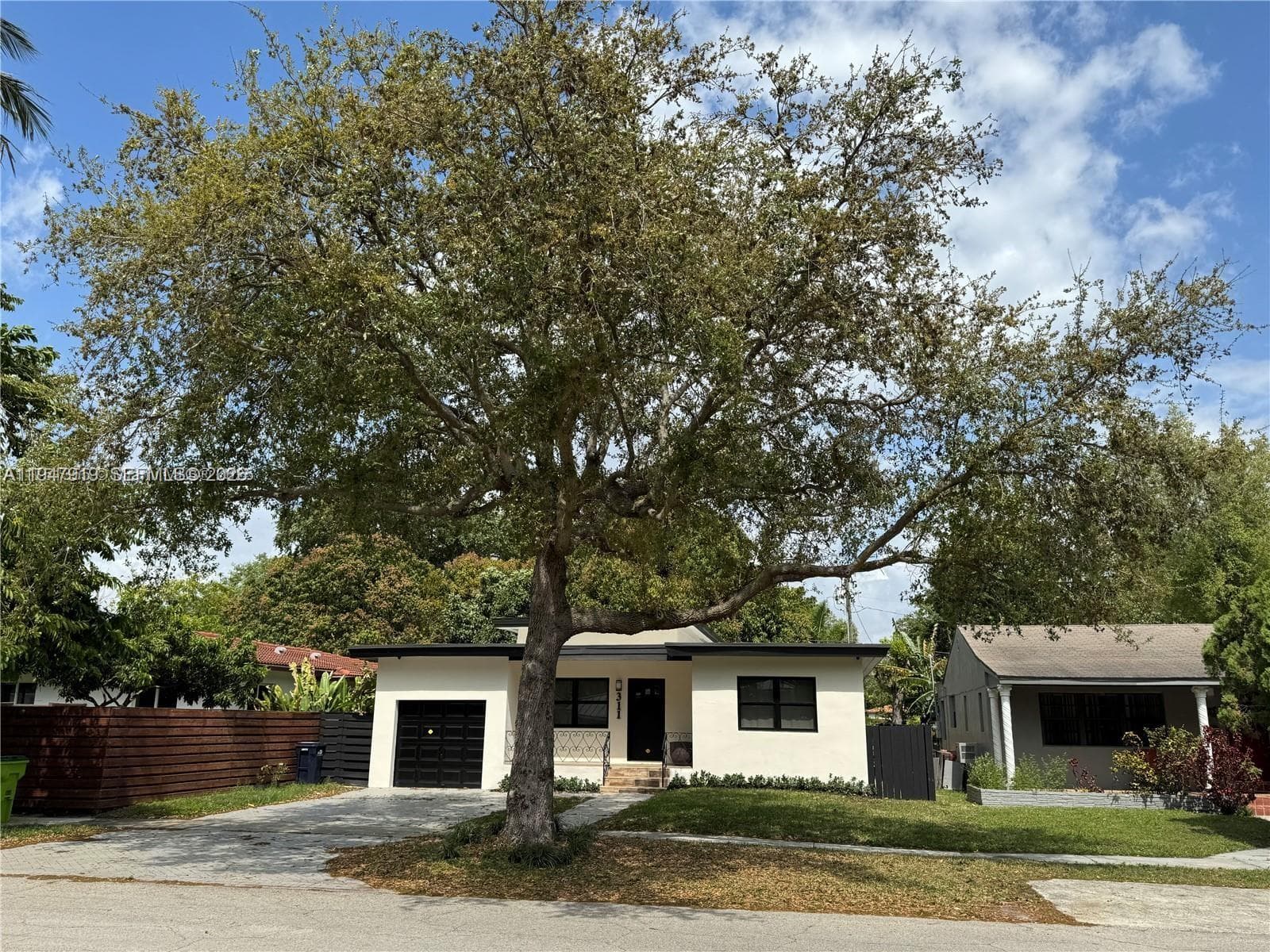 311 NE 90th St, El Portal FL 33138 — 2