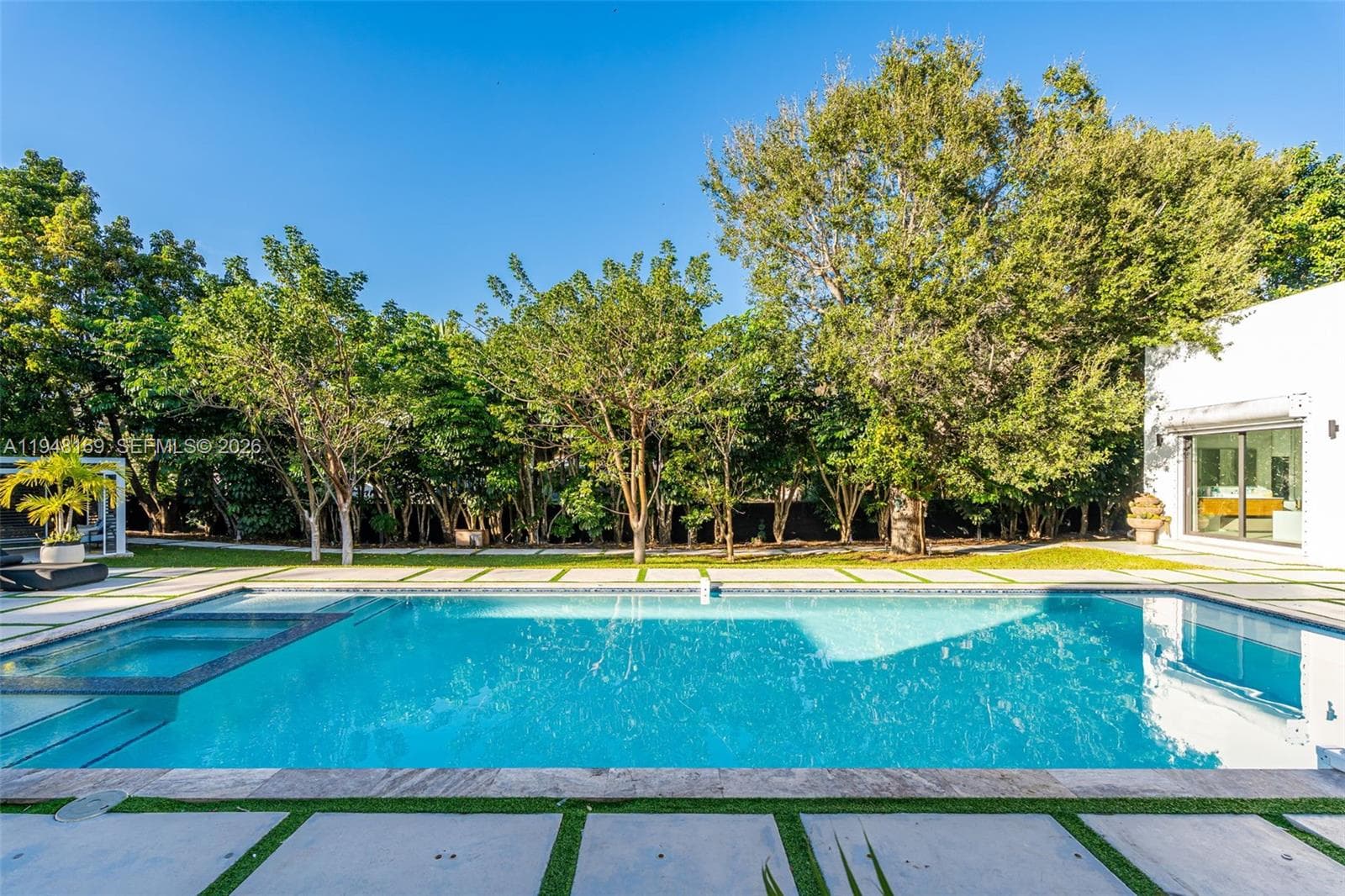 6175 SW 128th Street, Pinecrest FL 33156 — 77