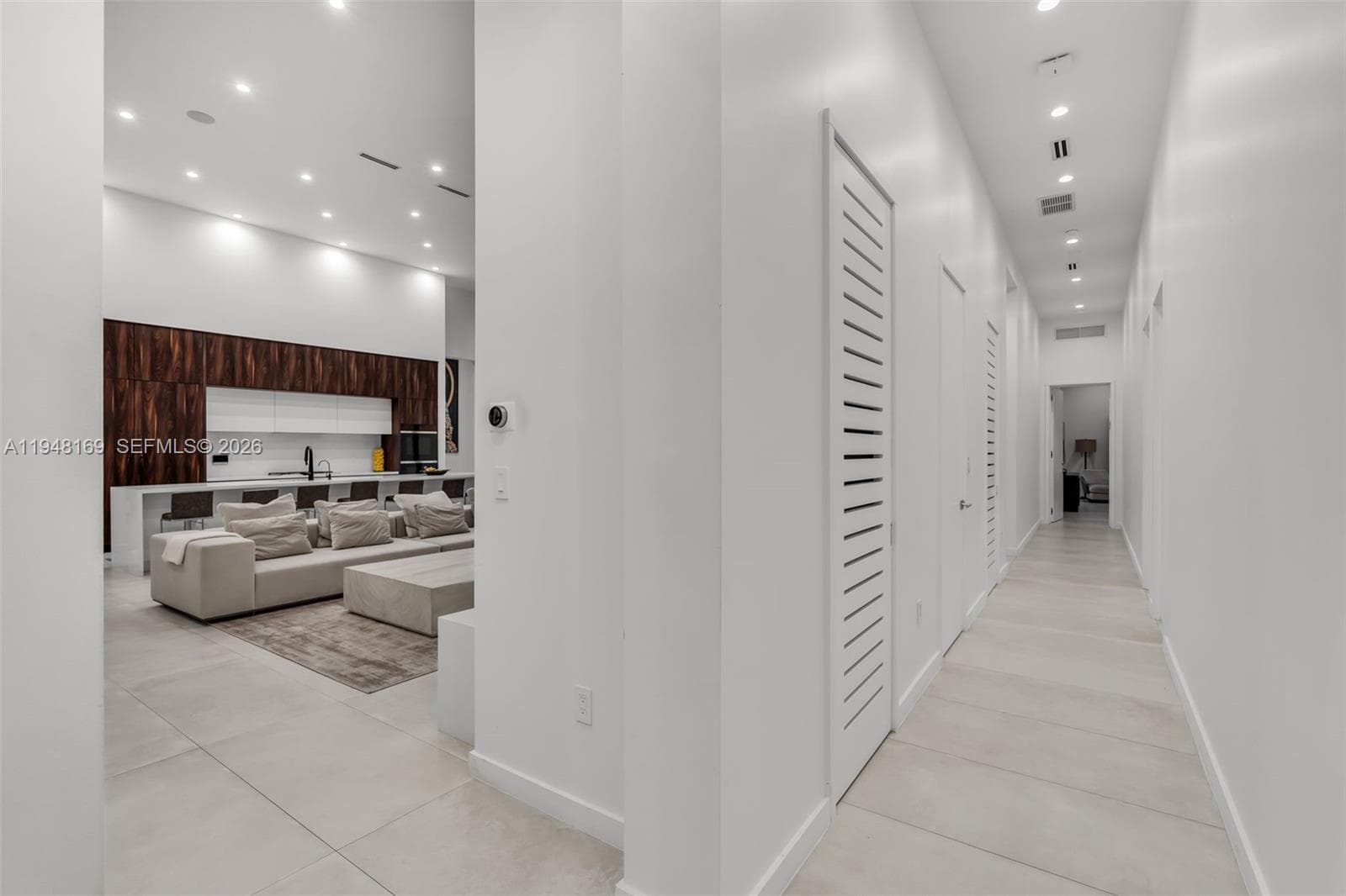 6175 SW 128th Street, Pinecrest FL 33156 — 32