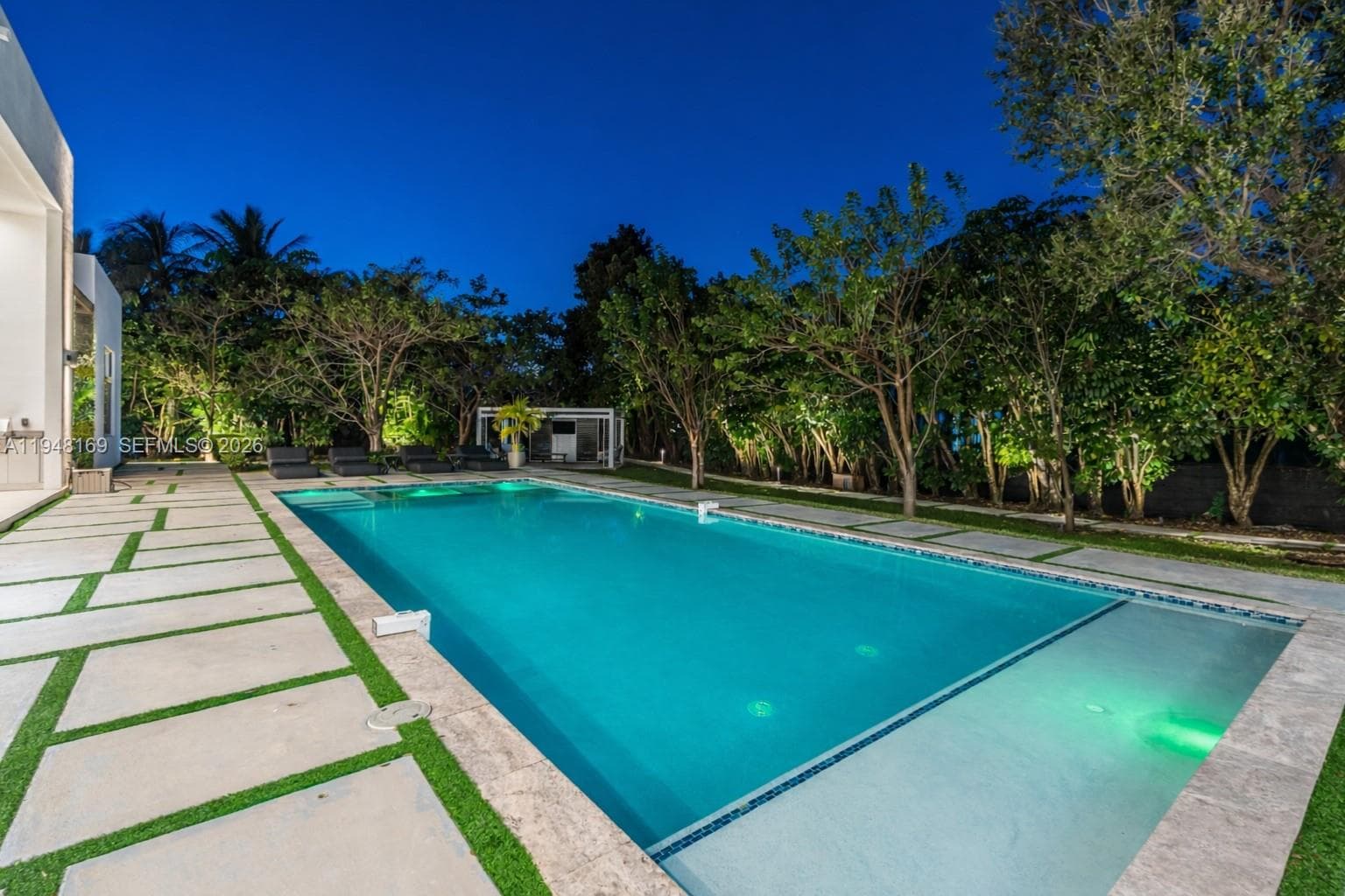 6175 SW 128th Street, Pinecrest FL 33156 — 92