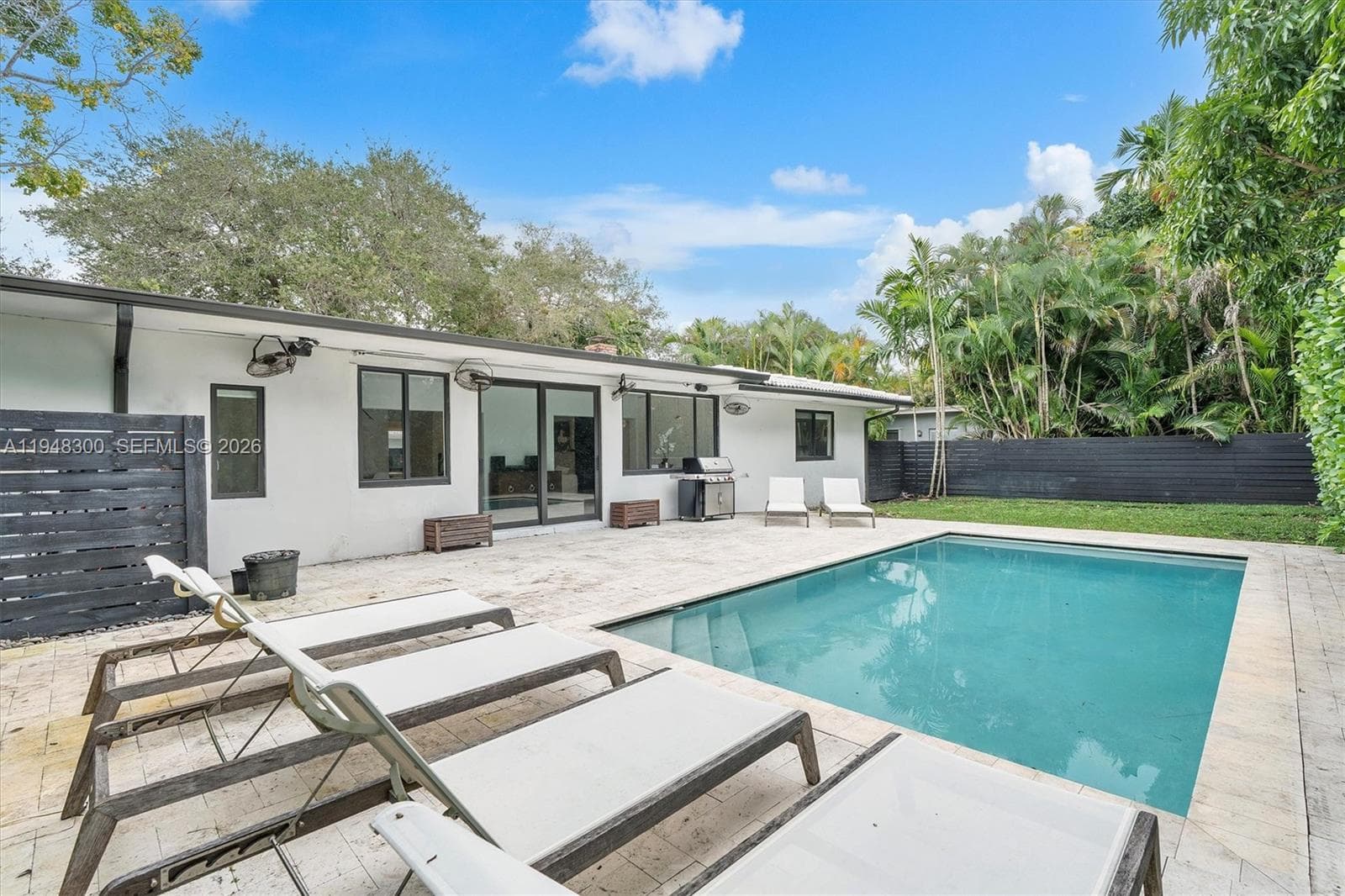 10570 NE 3rd Ave, Miami Shores FL 33138 — 41