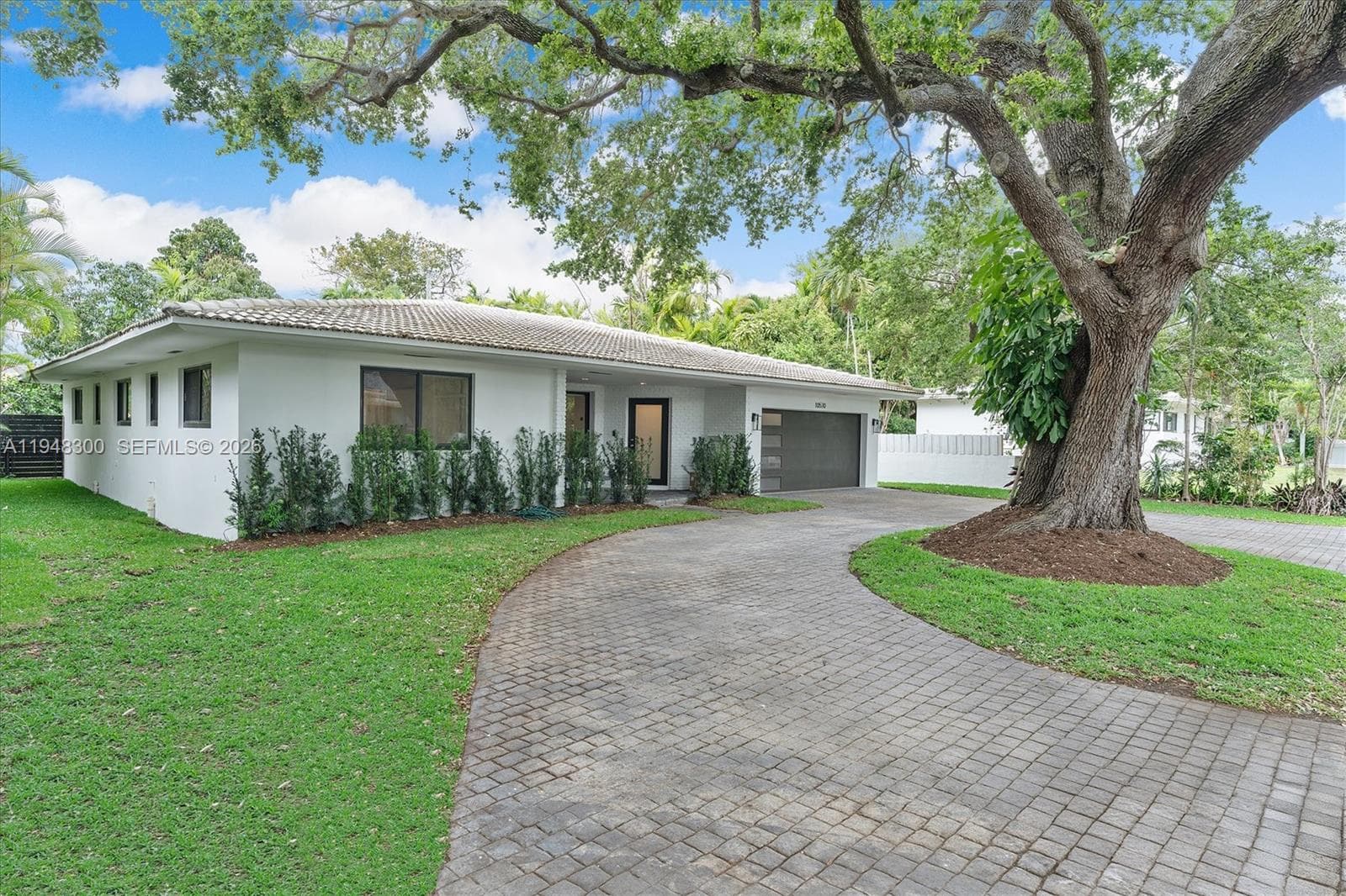 10570 NE 3rd Ave, Miami Shores FL 33138 — 48