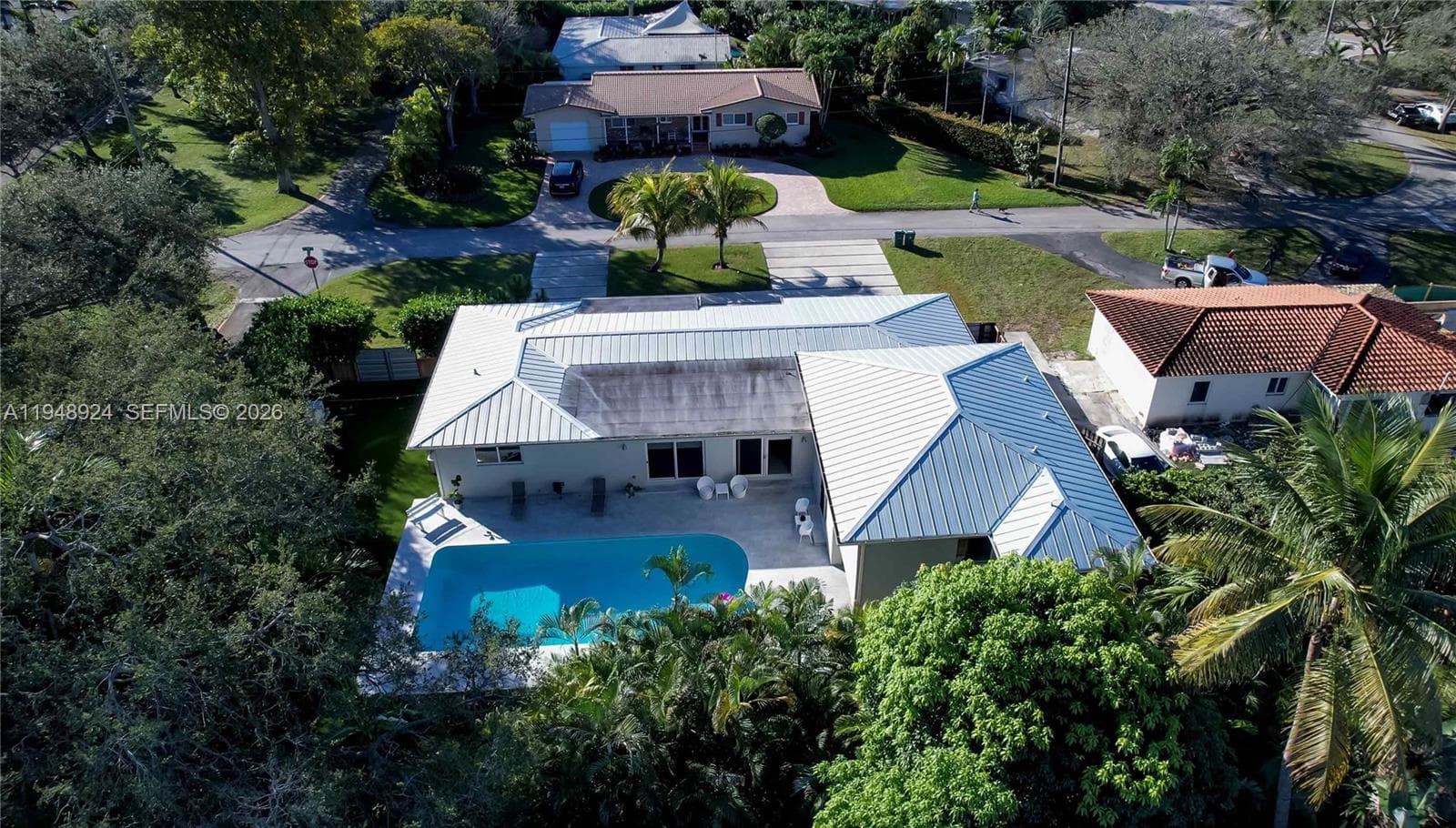831 NE 109th St, Biscayne Park FL 33161 — 16